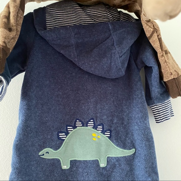 NWT Carter’s set of two fleece onesies sz 3 months - Picture 2 of 5